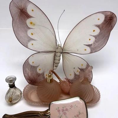 Elegant Vintage Pink Frosted Glass Vanity Set