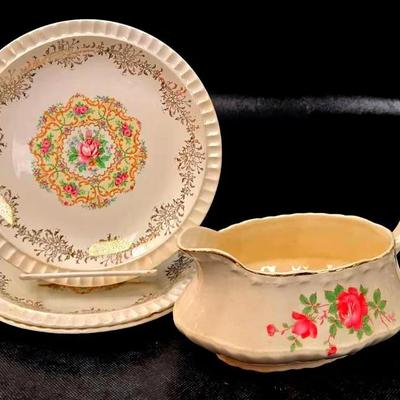 "Salem" Rose Bower 23K Plates with a Gravy Boat