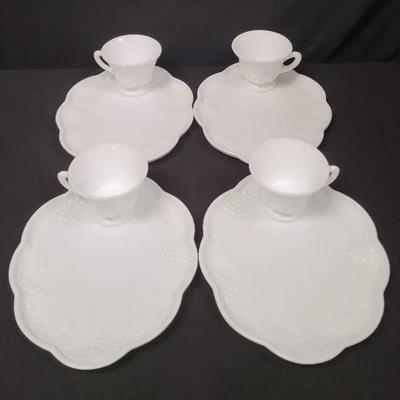 Luncheon Lovelies - Sweet Set Of Four Petite Platters With Matching Milk Glass Cups