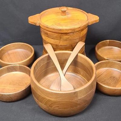Wood You Care For A Salad? Sturdy Serving Set With Bonus Ice Bucket