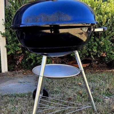 Weber Black Kettle Charcoal Grill