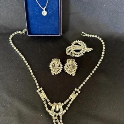 Rhinestone Costume Jewelry Set