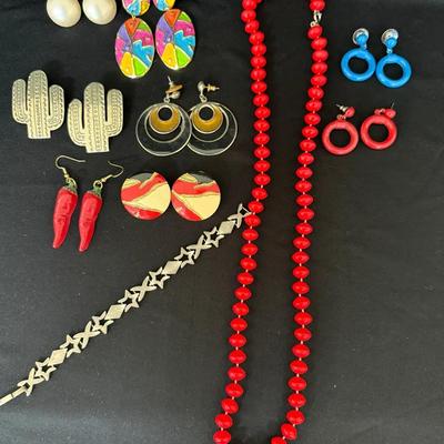 Fun Fiesta-Themed Jewelry Lot 
