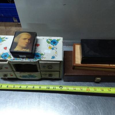 Sale Photo Thumbnail #304