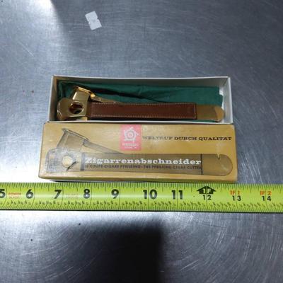 Sale Photo Thumbnail #831