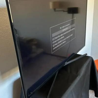 Samsung 40" Smart LED TV with Remote, Model UN40J5200AF