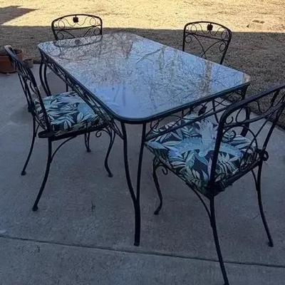 Metal Patio Table And Chairs With Glass Top 32in X 54in