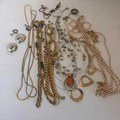 Mixed Gold-Tone & Faux Pearl Costume Jewelry Lot – Necklaces & Earrings