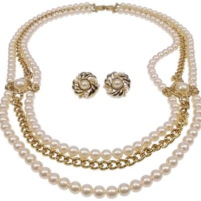 Sale Photo Thumbnail #361