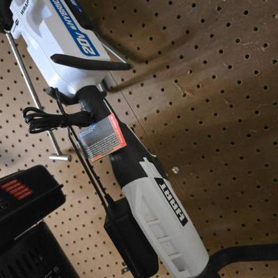 Sale Photo Thumbnail #680