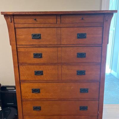 Sale Photo Thumbnail #259