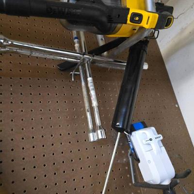 Sale Photo Thumbnail #678