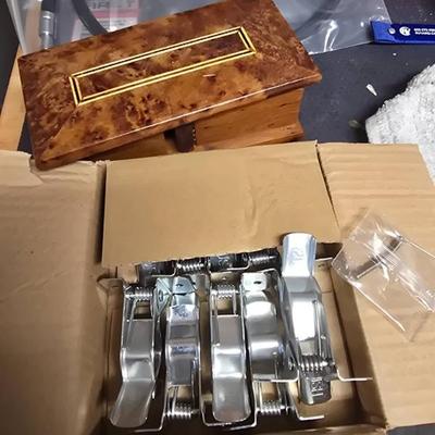 Sale Photo Thumbnail #609