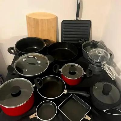 Pots & Pans Collection, featuring Cuisinart & Farberware