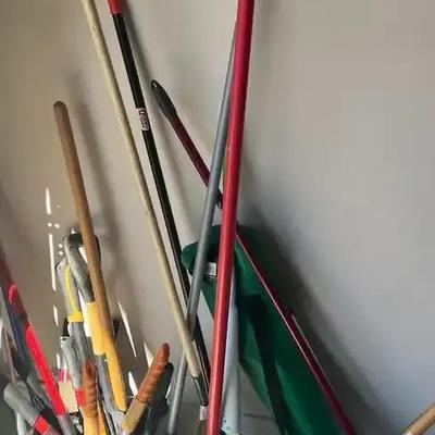 Landscaping Tools & Garden Supplies Group