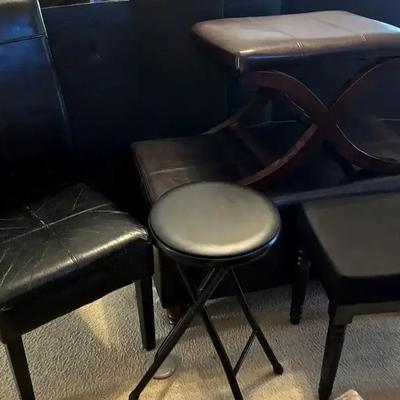 Leather-Style Stools and Storage Trunk Set