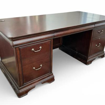 Havertys Executive Desk & Chair (6 Ft Desk)