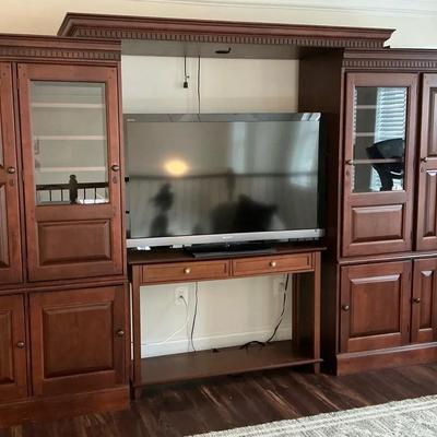 Sectional Entertainment Center with Console Table