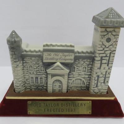 Sale Photo Thumbnail #442