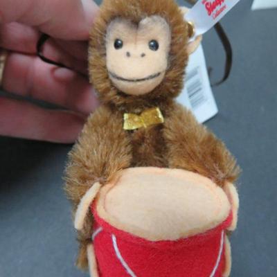 Sale Photo Thumbnail #275