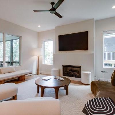 Sale Photo Thumbnail #5