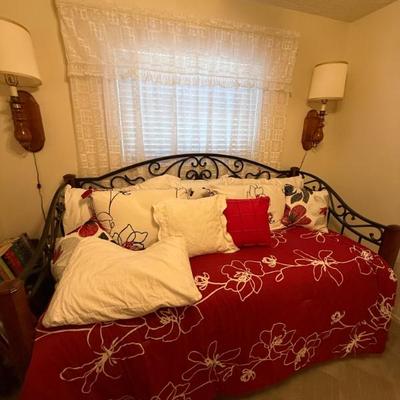 Sale Photo Thumbnail #74