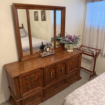 Sale Photo Thumbnail #81