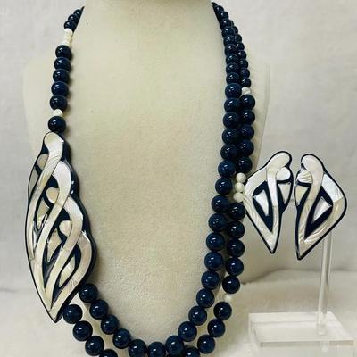 “Karla Jordan” Jewelry Set