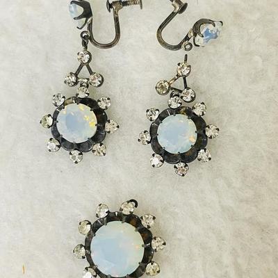 Vintage Opaline Pendant and Earring Set 