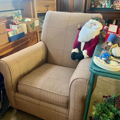 Sale Photo Thumbnail #127