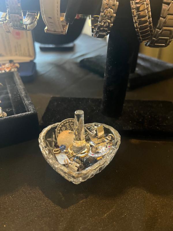 Sale Photo Thumbnail #177