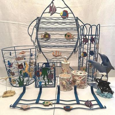 "Fishy" Bathroom Decor