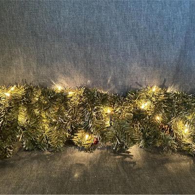 Thomas Kinkade - Nativity Garland - Certificate Included