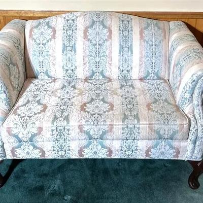 Craftmaster - Queen Ann Love Seat