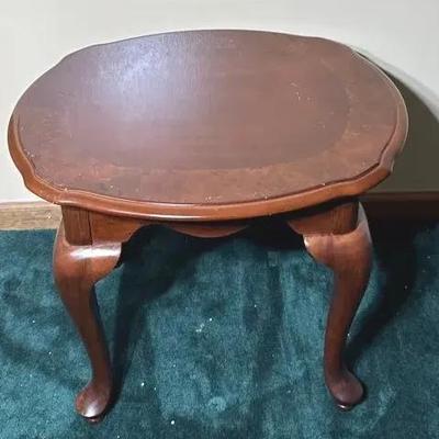 Queen Ann Side Table