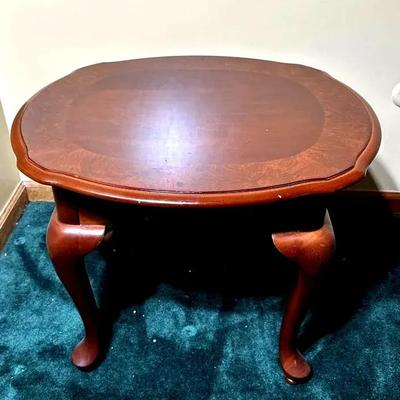 Queen Anne Style Oval Cherry Wood End Table