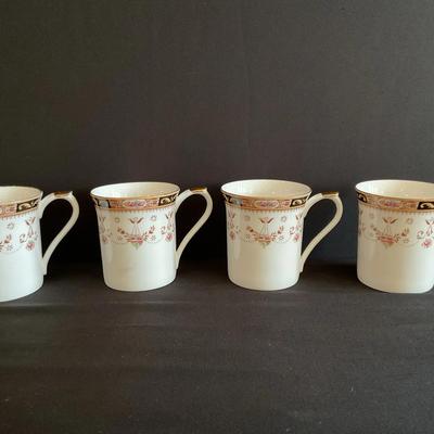 Queen’s Fine Bone China Coffee Cups