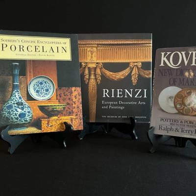 Coffee Table Books On Porcelain, Maker’s Marks And More