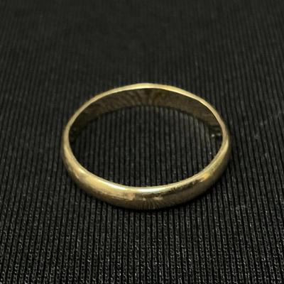 10k Simple Gold Band