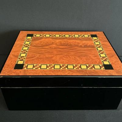 Large Wooden Humidor 