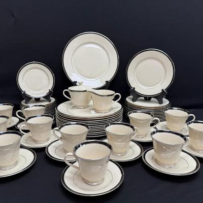 Lenox Black Royale China Set 