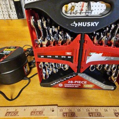 Husky Wrench Set And Spotlight