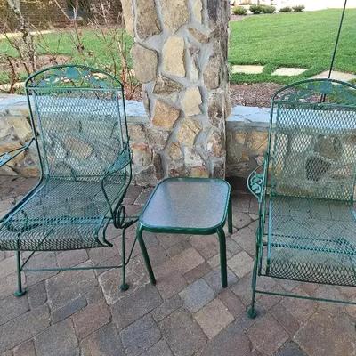 Lovely Vintage Green Metal Mesh Chairs(2) And Side Table