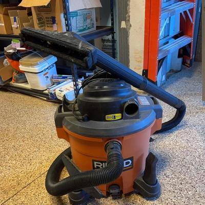RIGID 12 Gal Wet Dry Vacuum