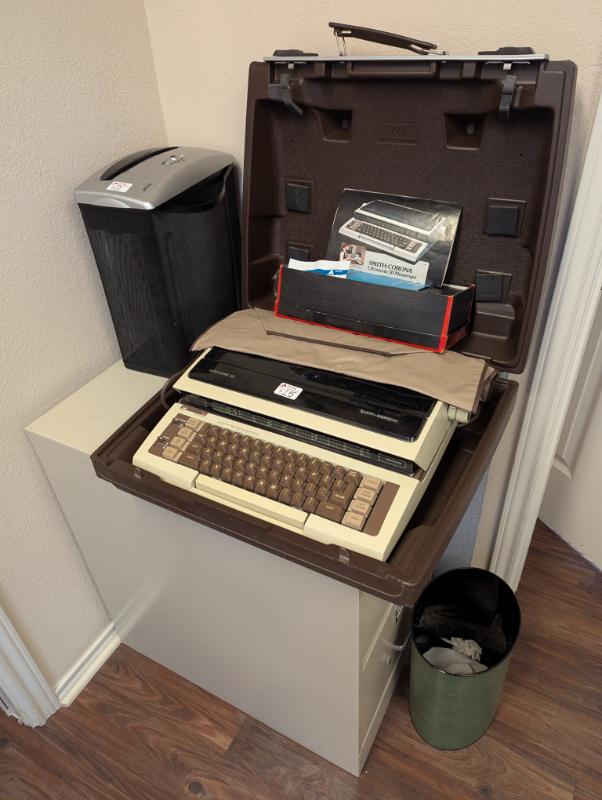 Sale Photo Thumbnail #38