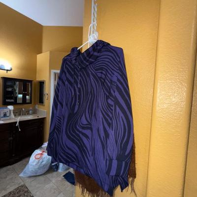 Sale Photo Thumbnail #11