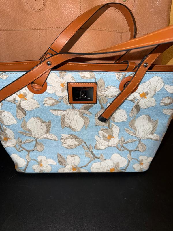 Sale Photo Thumbnail #203