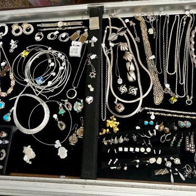 Sale Photo Thumbnail #69