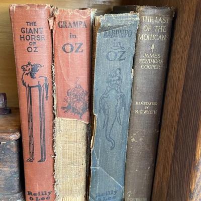 Sale Photo Thumbnail #58: Collection of early L Frank Baum Wizard of Oz series books
