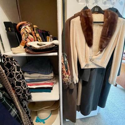 Sale Photo Thumbnail #171